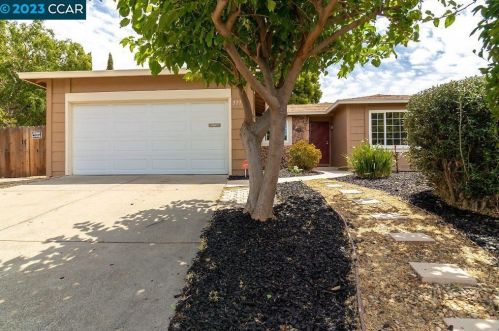 3779 Meadowbrook Ave, West Pittsburg, CA 94565-5560
