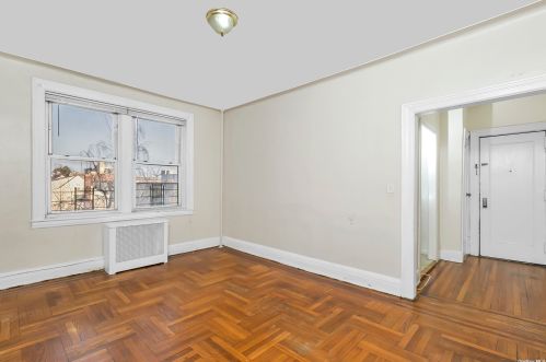 87-14 Homelawn St, Jamaica, NY