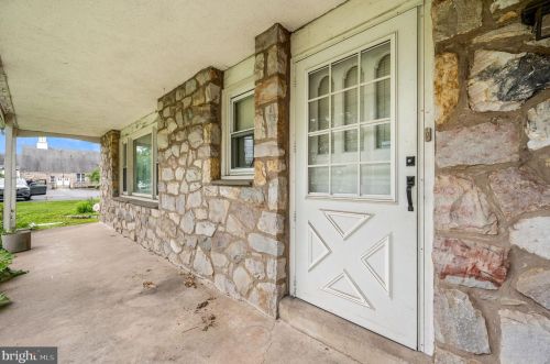 541 Adams St, Pottstown, PA 19464-4710