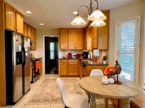 784 Milldenhall Rd, Mount Pleasant SC  29464-5148 exterior