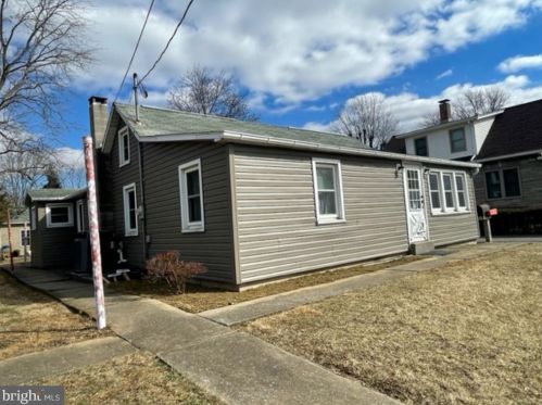 138 Lingle Ave, Swatara, PA 17033-1145