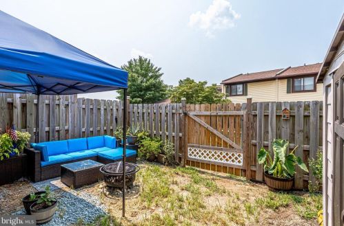 2545 Kingswood Ct, Woodbridge VA  22192-2029 exterior