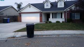 3156 Cajun Cir, Hanford, CA 93230-8543