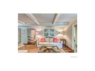 1613 Croom Dr, Montgomery, AL 36106-2623