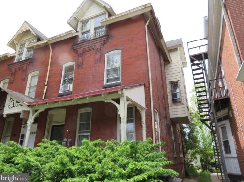 1022 Main St, Norristown, PA 19401-2778