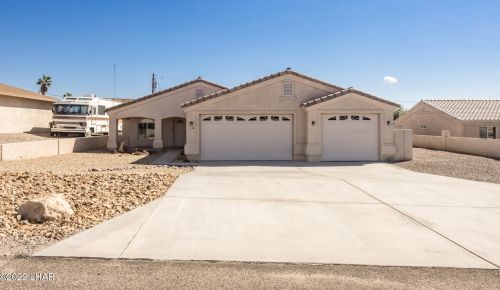 3128 Moccasin Dr, Lake Havasu City, AZ 86406-8624