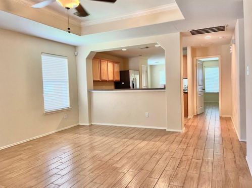 8819 Grand Villa Ln, Richmond, TX 77407-2550