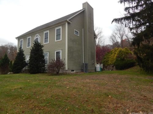 797 Millbrook Rd, Middletown, CT 06457-5501