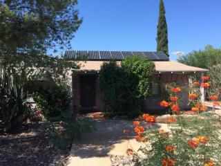 1633 Silver St, Tucson, AZ 85719-3151