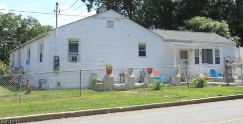 89 Monroe Ave, Dover NJ  07801-5505 exterior