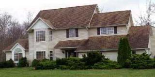 233 Orchard View Dr, Effort, PA 18330-7982