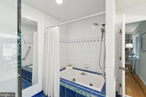 444 Great Falls St, Falls Church VA  22046-2608 exterior