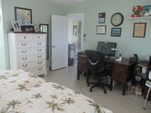 4472 Lake Heather Cir, Saint James City FL  33956-2614 exterior
