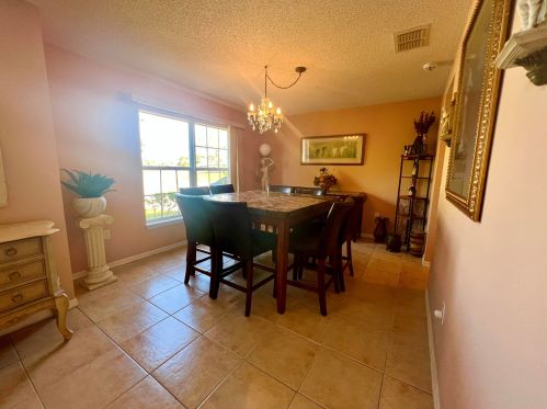 1142 Floresta Dr, Fort Pierce FL  34983-2758 exterior