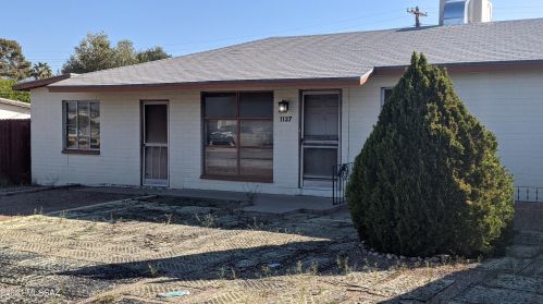 1137 Georgetown Dr, Tucson, AZ 85710-4739