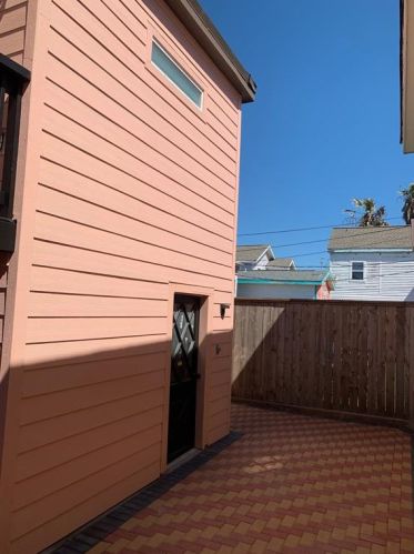 1808 20 St, Galveston TX 77550-8197 exterior