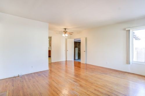 2510 144th St, Gardena, CA 90249-3204