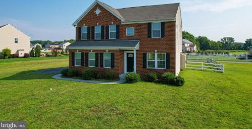 114 Meadow Green Ave, Dover, DE 19901-2790