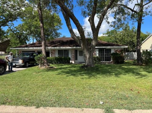 9218 San Jose Ave, Texas City, TX 77591-2922