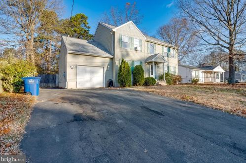 450 Phillips Ave, Browns Mills, NJ 08015-1836