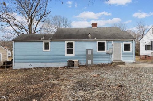 921 Graham St, Burlington NC  27217-6062 exterior