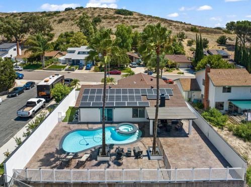 9958 Halberns Blvd, Santee CA  92071-1438 exterior