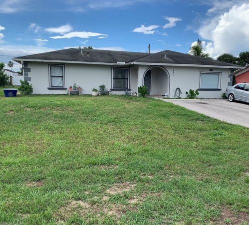4479 29th Ave, Naples, FL 34116-8207