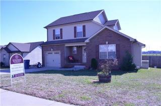 2484 Andersonville Dr, Clarksville, TN 37042-7672
