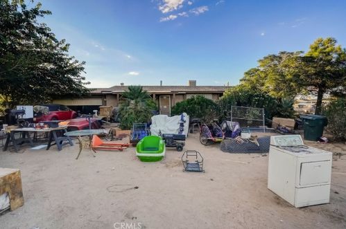 13032 6th Ave, Victorville, CA 92395-9603