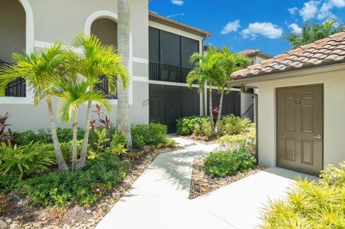 10062 Siesta Bay Dr, Naples, FL 34120-4991