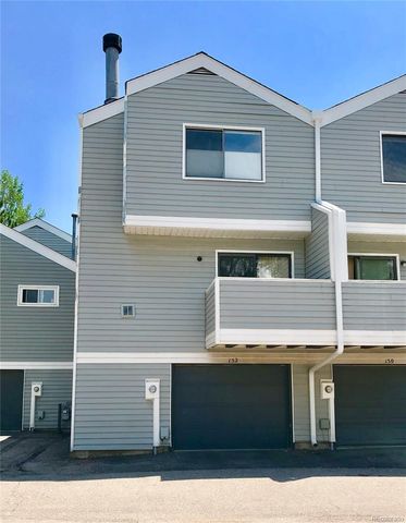 152 Nome St, Denver CO  80010-2738 exterior