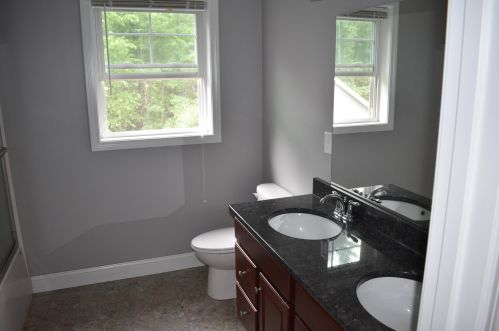 506 Borough Rd, Allenstown NH  03275-3806 exterior