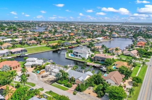 1791 Maywood Ct, Marco Island, FL 34145-4720
