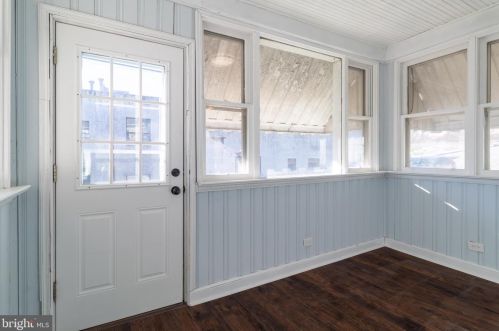 1407 Yates Ave, Boothwyn PA  19061-4635 exterior