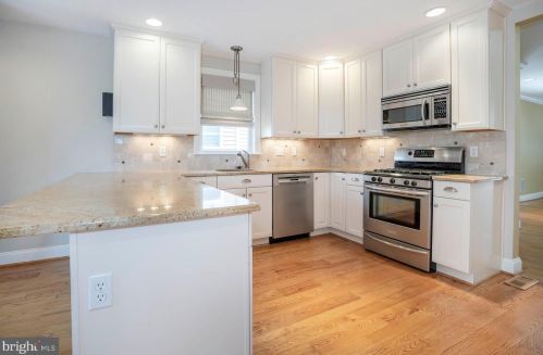 1503 Scott St, Wilmington DE  19806-2525 exterior