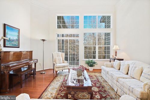 9450 Raith Ct, Bristow VA  20136-3505 exterior