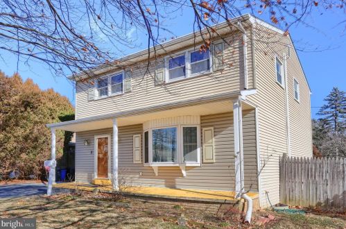 3 30th St, Camp Hill, PA 17011-2907
