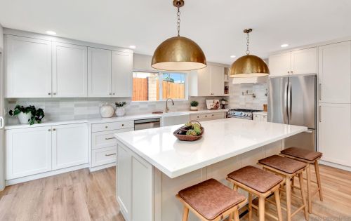 1896 Gotham St, Chula Vista CA  91913-2623 exterior