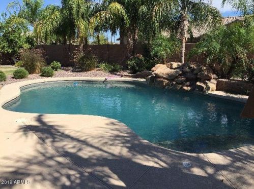 2806 Janelle Way, Gilbert AZ  85298-5770 exterior