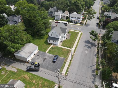 304 Governors Ave, Dover DE  19904-3006 exterior