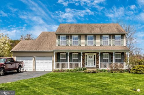 309 Williams Cir, Collegeville PA  19473-2344 exterior