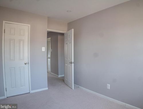 14796 Tamarack Pl, Woodbridge VA  22191-3136 exterior