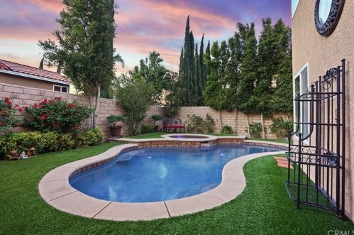 6192 Woodbridge St, Chino Hills CA  91709-3224 exterior