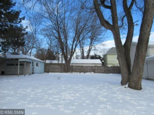 991 Farrington St, Saint Paul, MN 55117-5118