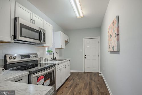 542 12th St, Wilmington DE  19801-4004 exterior