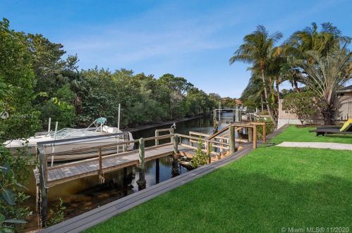 14019 Miller Dr, West Palm Beach FL  33410-1131 exterior