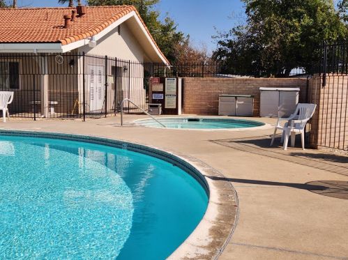 7501 Scaup Ln, Citrus Heights CA  95621-1646 exterior