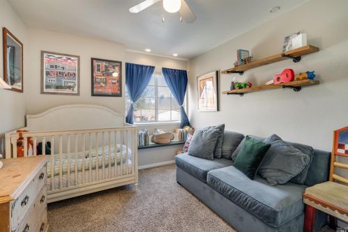 1887 Commons Ct, Windsor CA  95492-9593 exterior