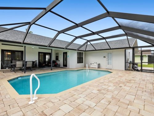 2217 43rd Ter, Cape Coral, FL 33914-6112