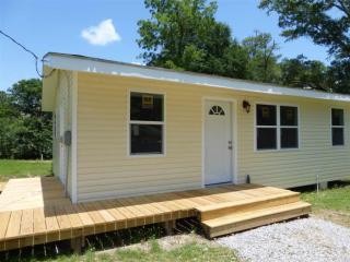 8050 Winodee Rd, Pensacola, FL 32514-3931